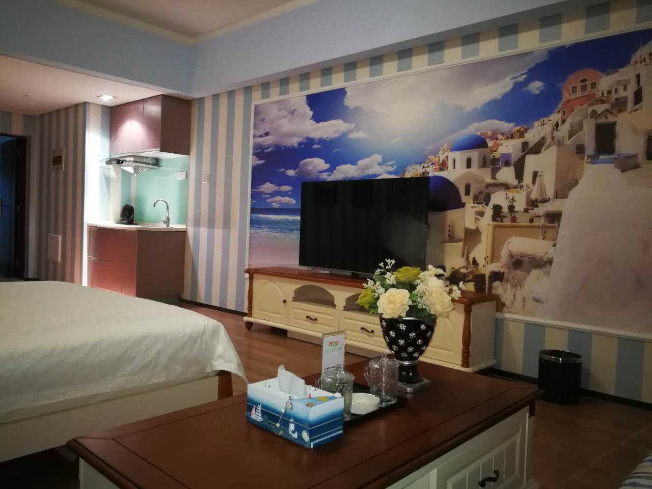 蓝色爱琴海主题房