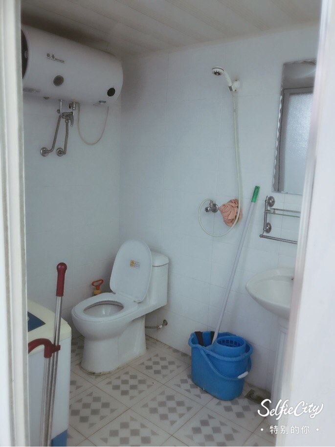 复式一室一厅套房
