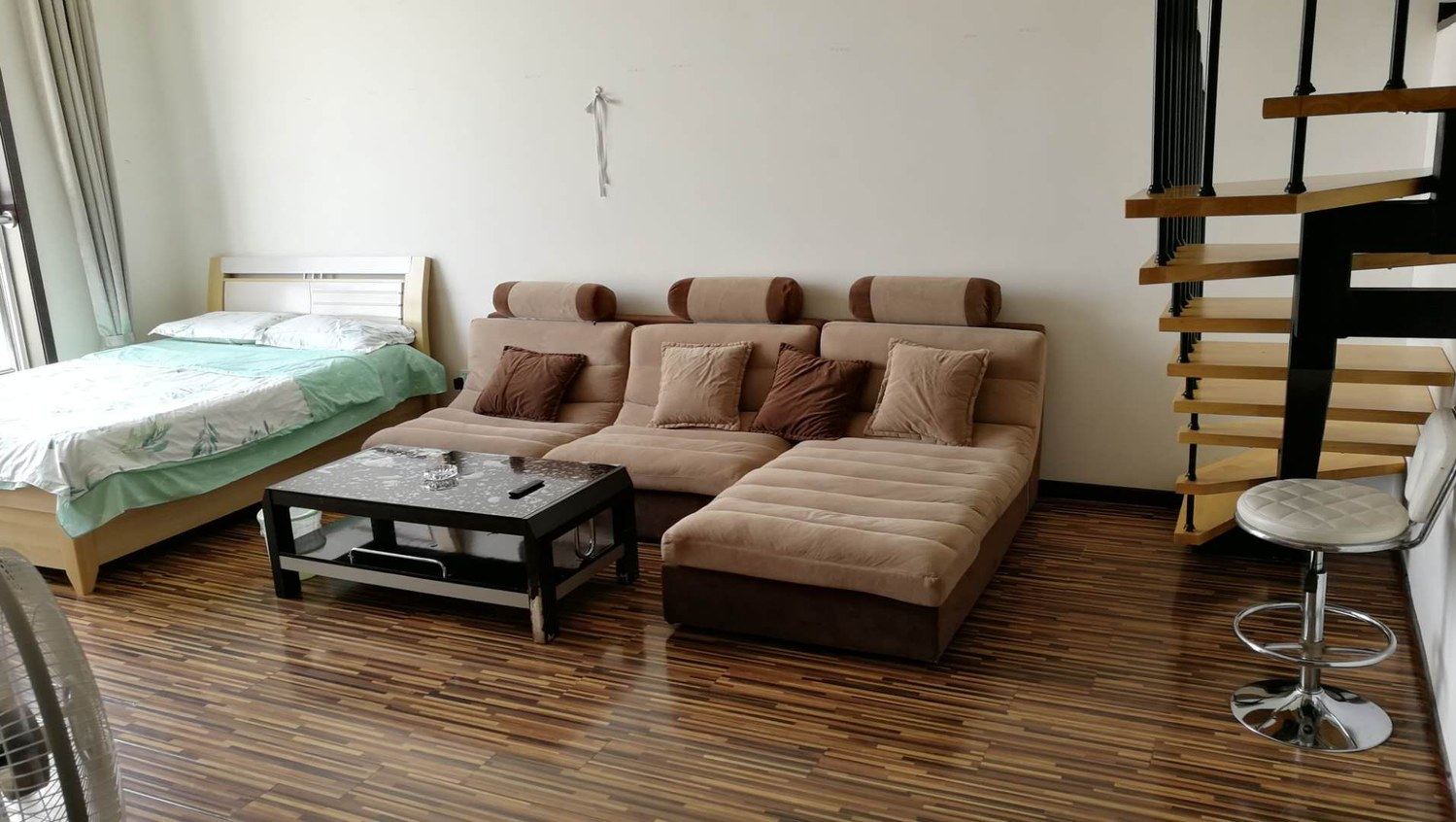 舒适loft一室一厅