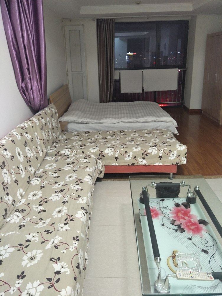 呼和浩特老东家大床房公寓(4号店)