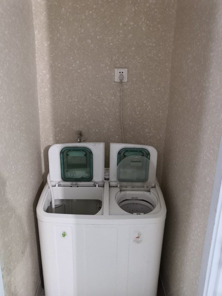 温馨电影房