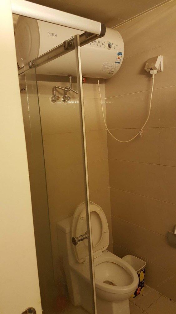 精装一室大床房