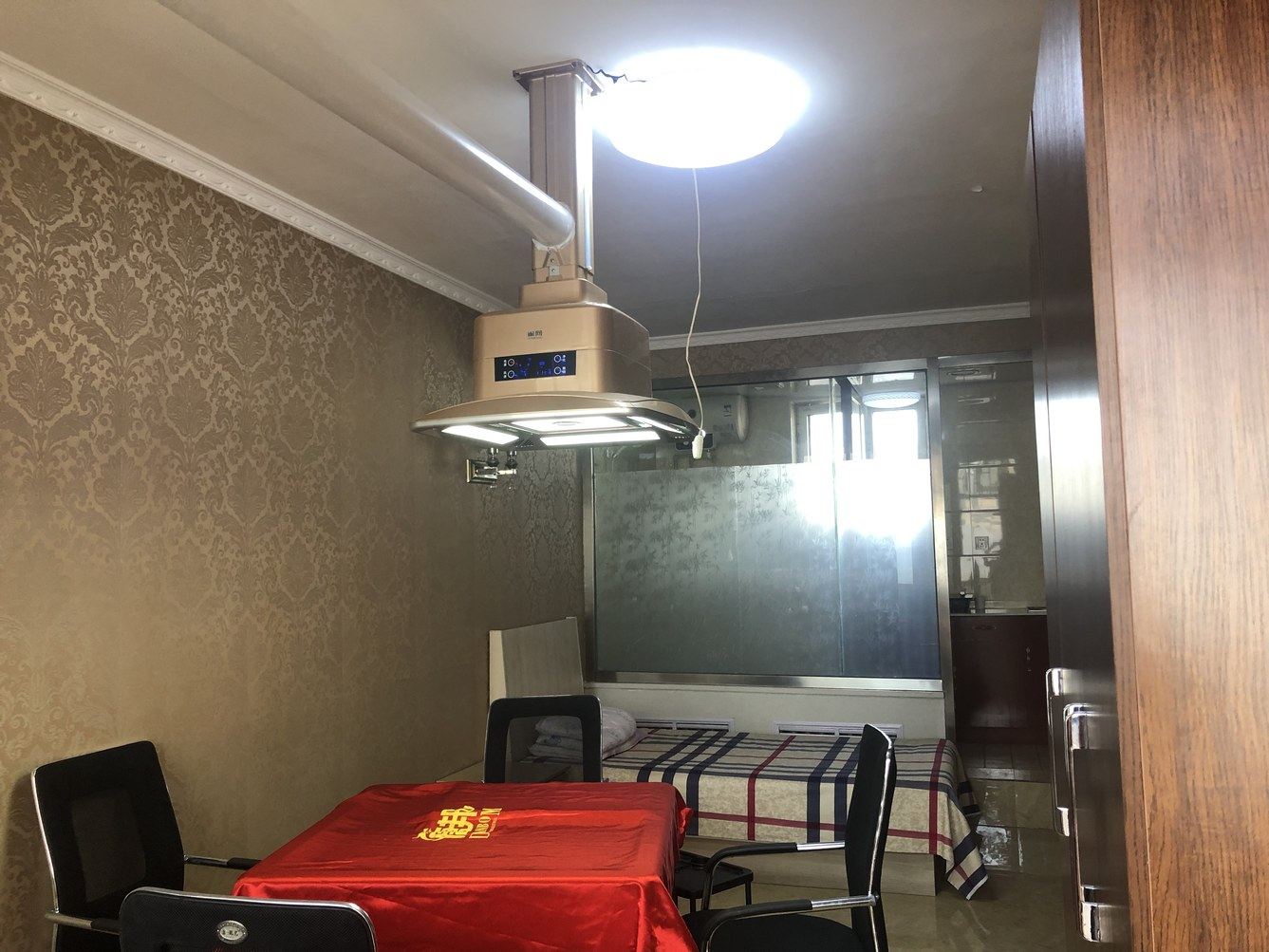 一室大床房