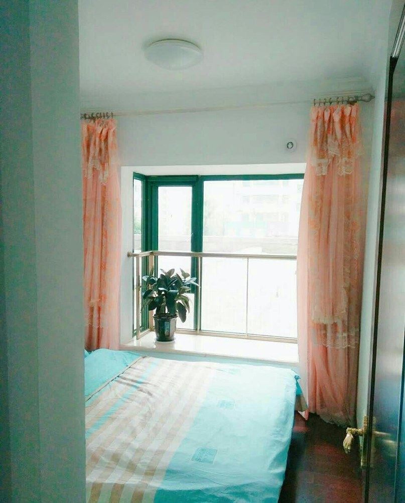 三室一厅