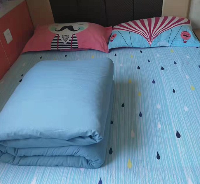 普通大床房(公共卫浴)