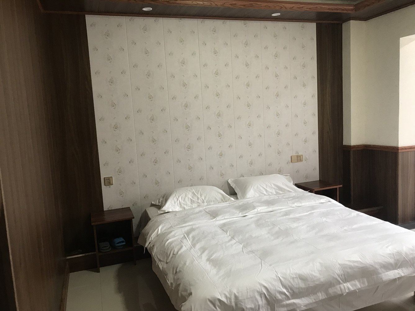精致美式乡村一室大床房