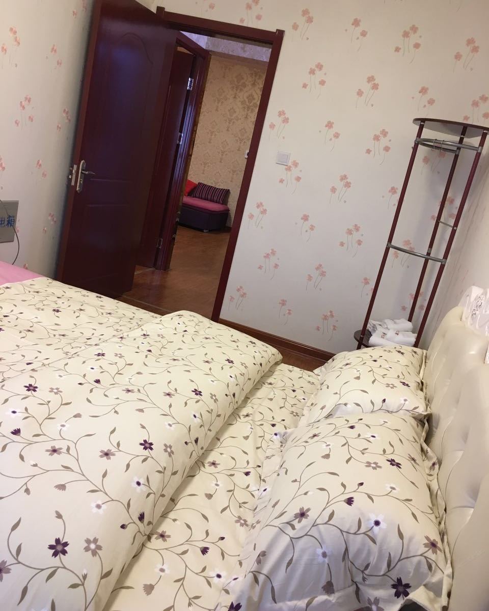 两室一厅家庭套房