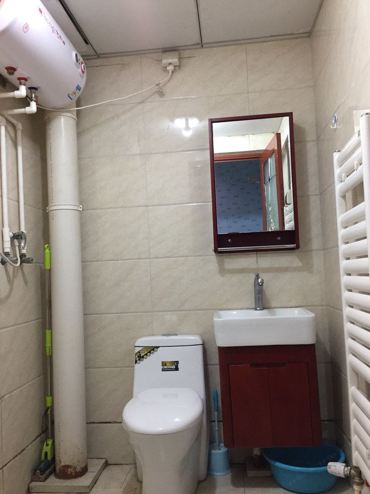 两室一厅