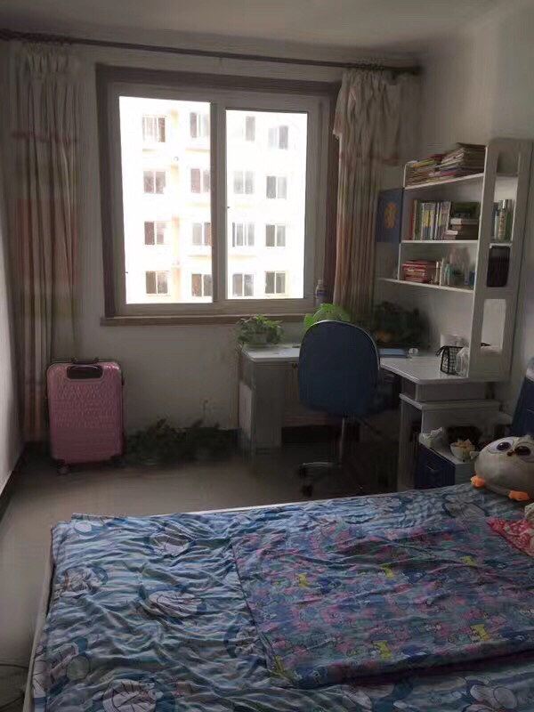 简约三室一厅套房
