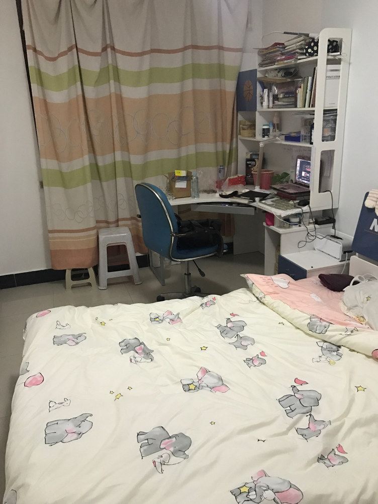简约三室一厅套房
