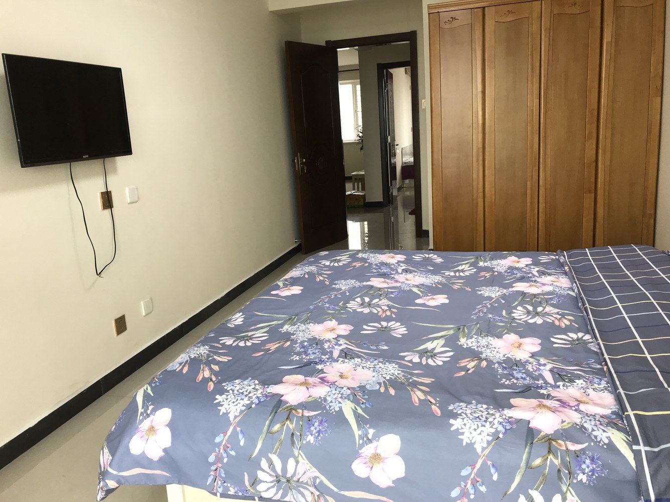 两室一厅