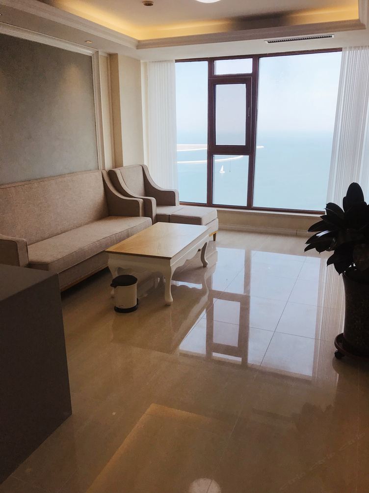 海景二室一厅套房