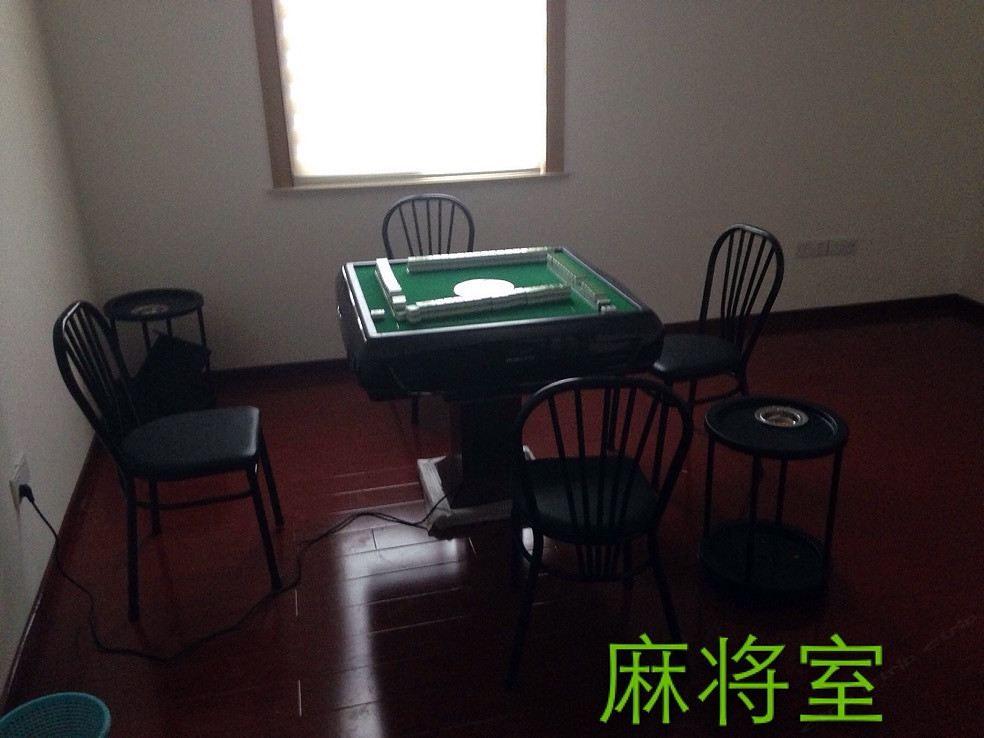 健身娱乐设施