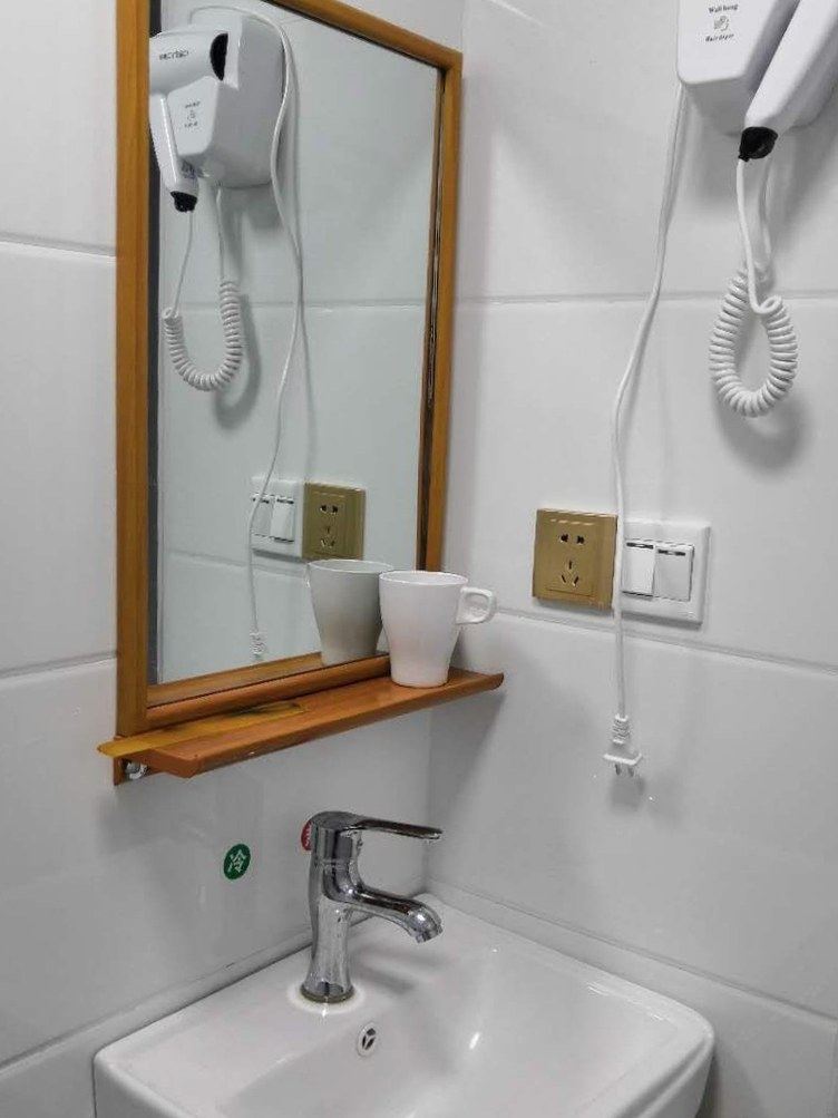 简约一室大床房