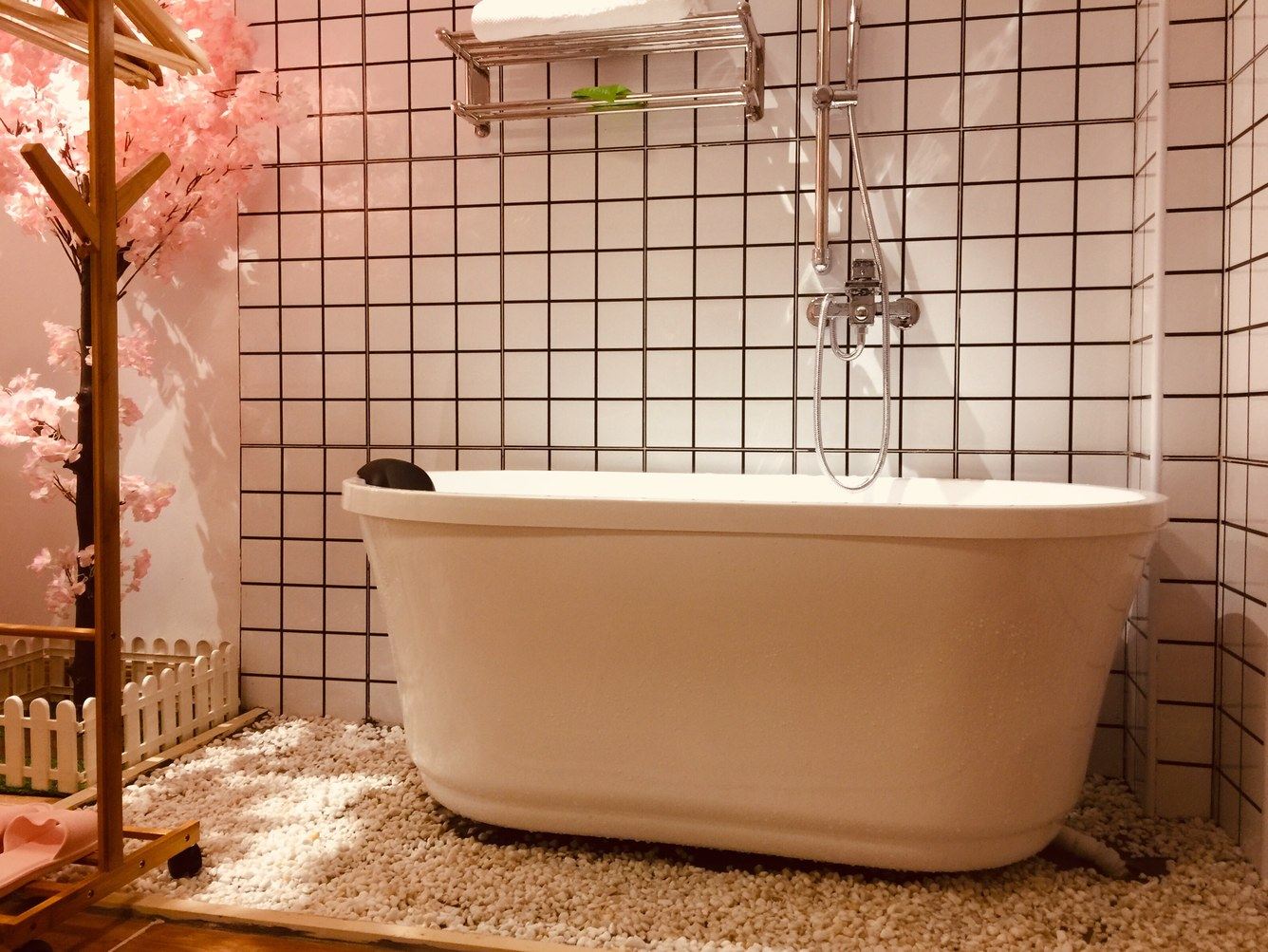 温馨樱花一室大床房