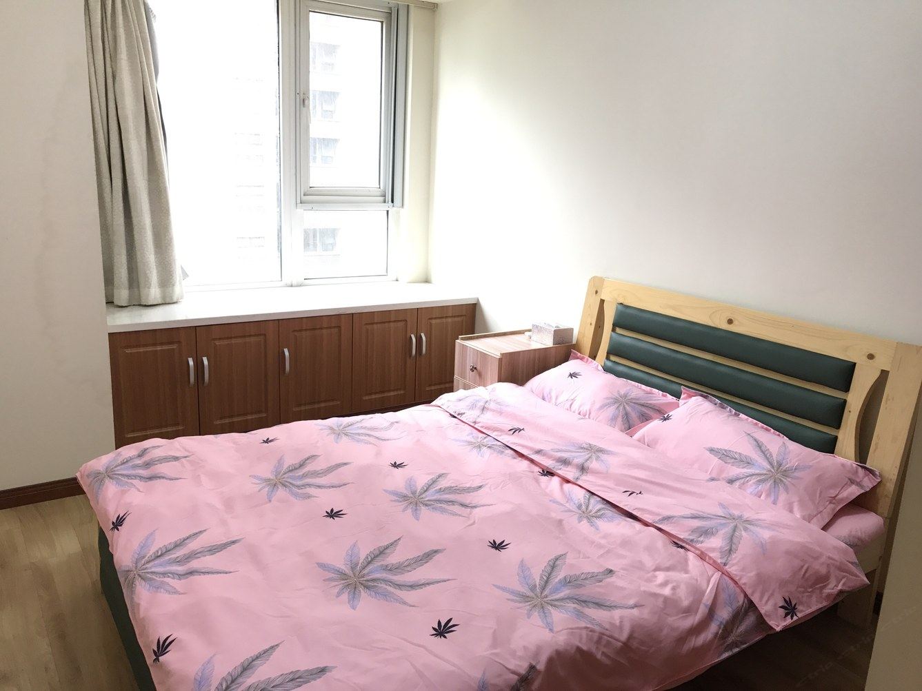 精致三室一厅套房