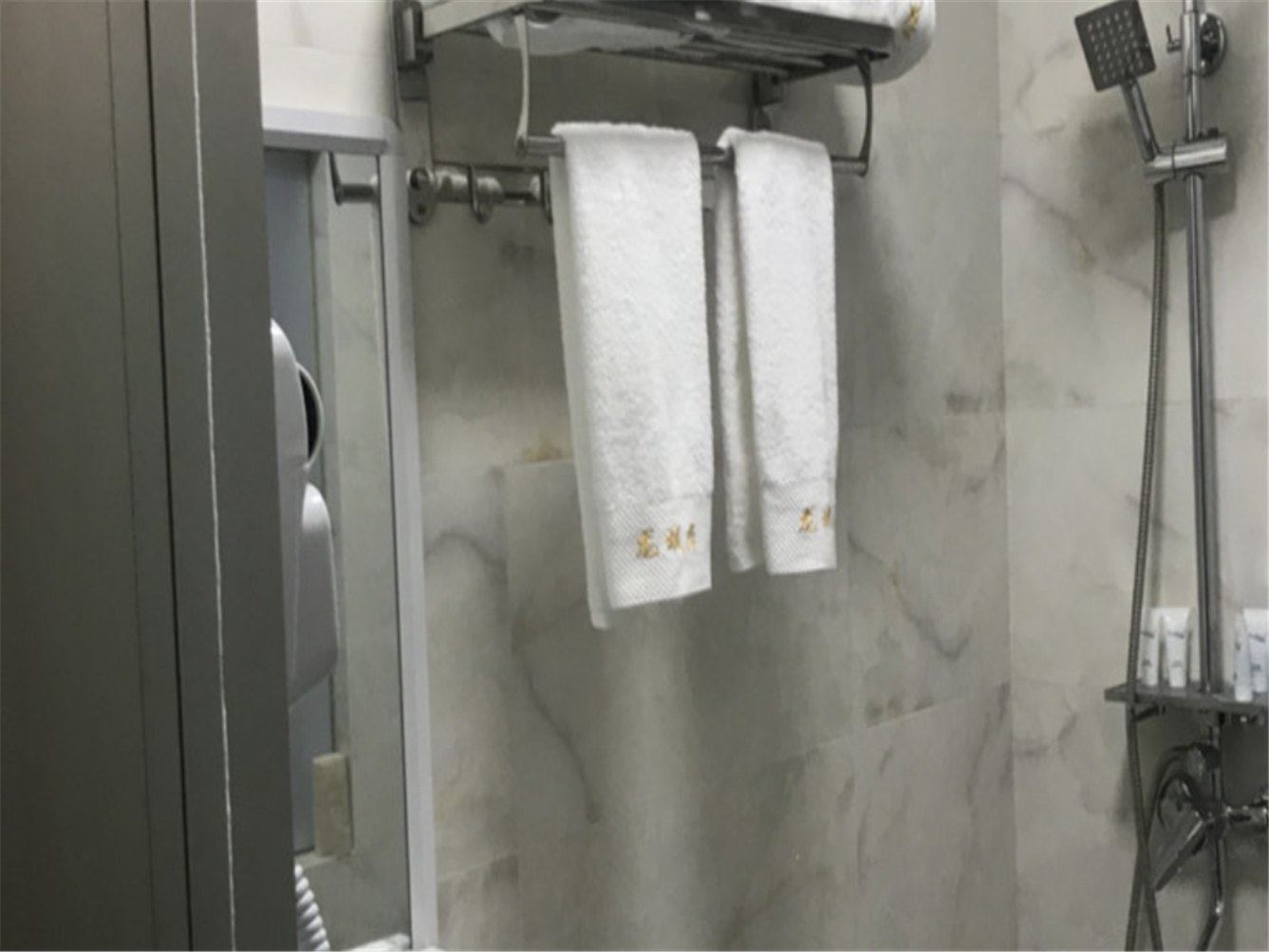 舒适大床房