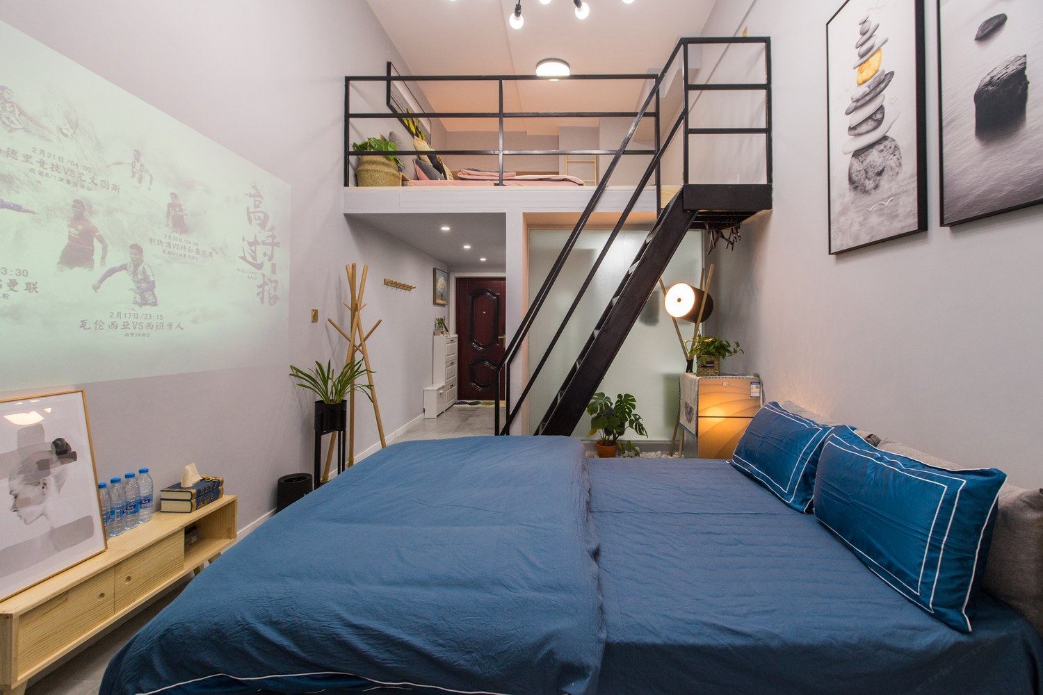 复式二室二床房