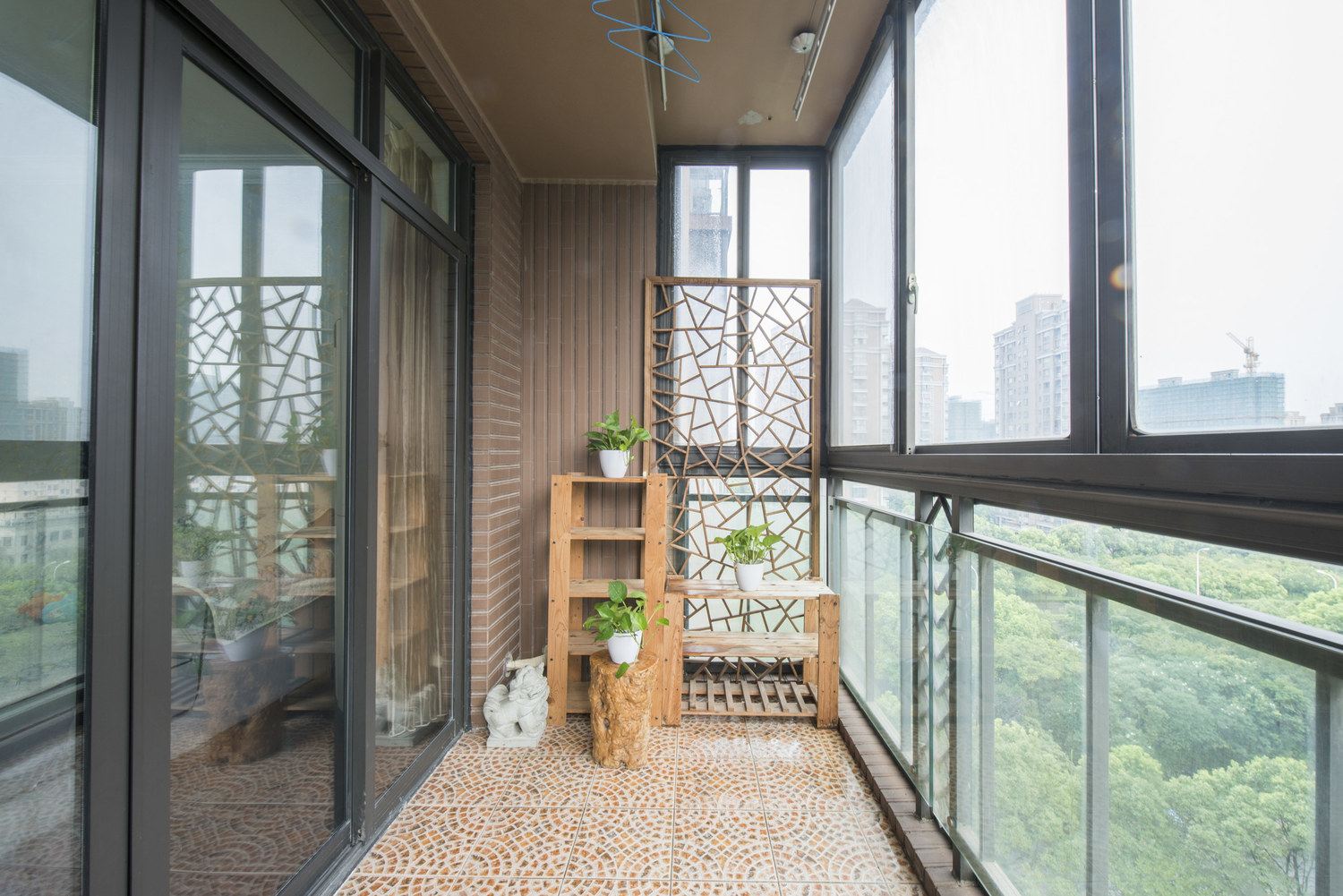 上海鑫鸿公寓(11号店)