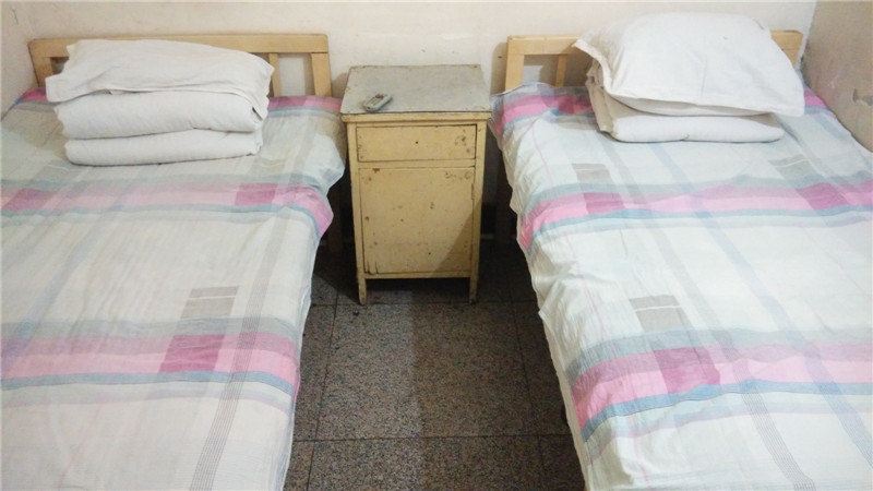普通间(无窗)