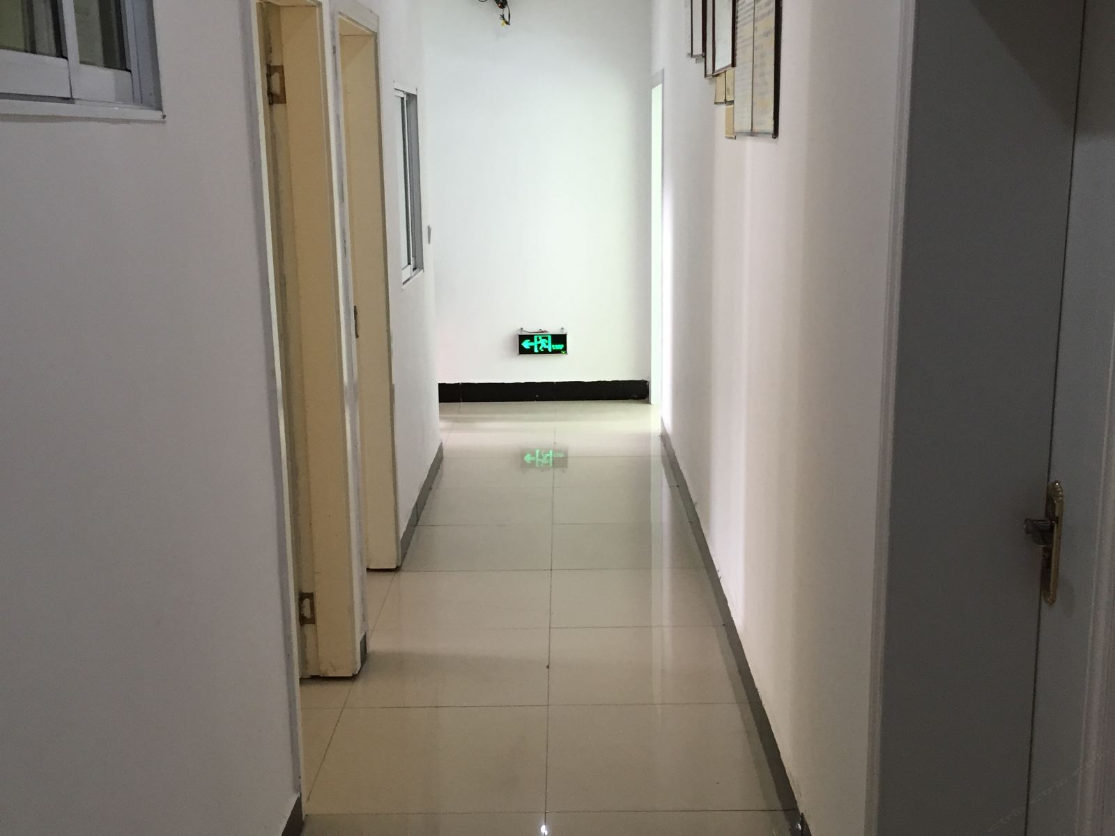 柏杨宾馆(武隆芙蓉东路店)