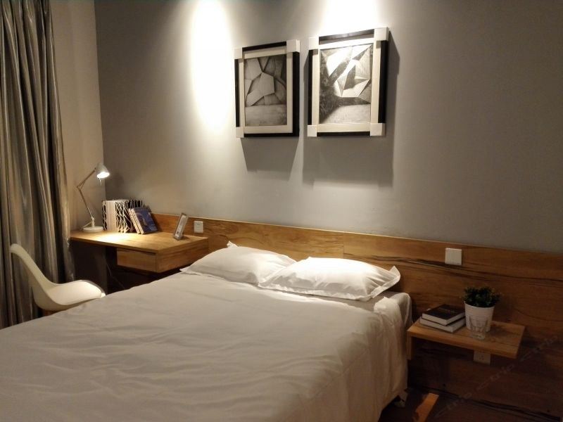 一室大床房