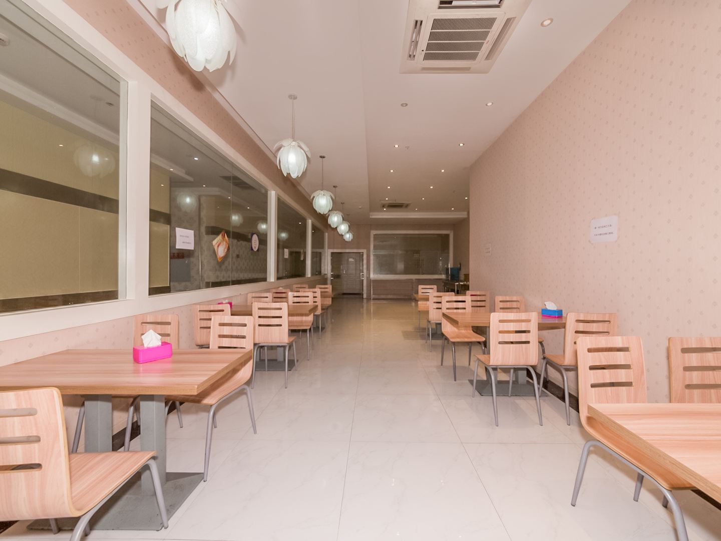 重庆唯爱酒店