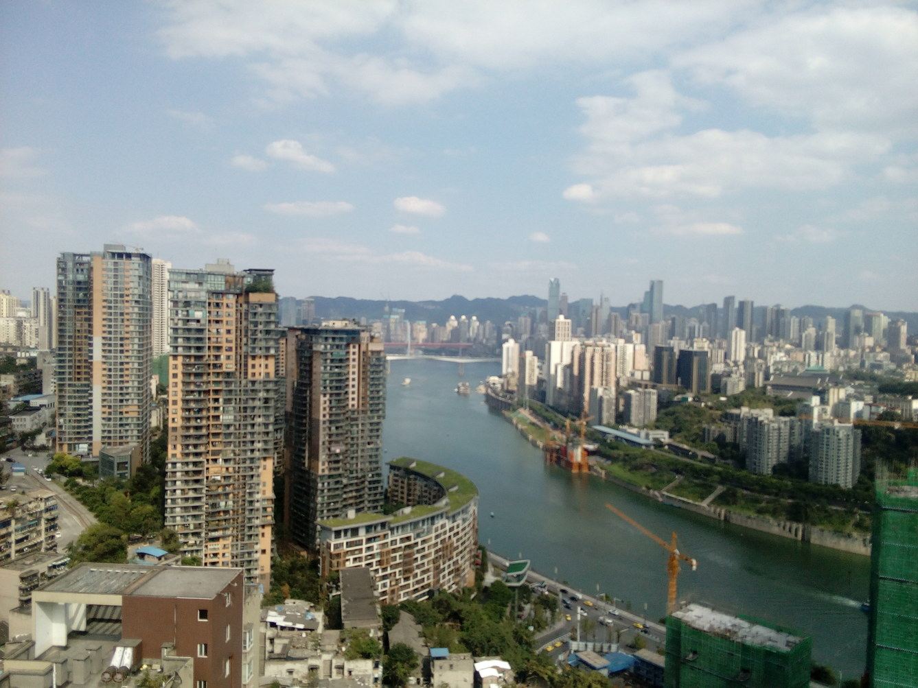 重庆渝美人点江山观音桥影院K歌唱吧江景地铁普通公寓(黄观路店)
