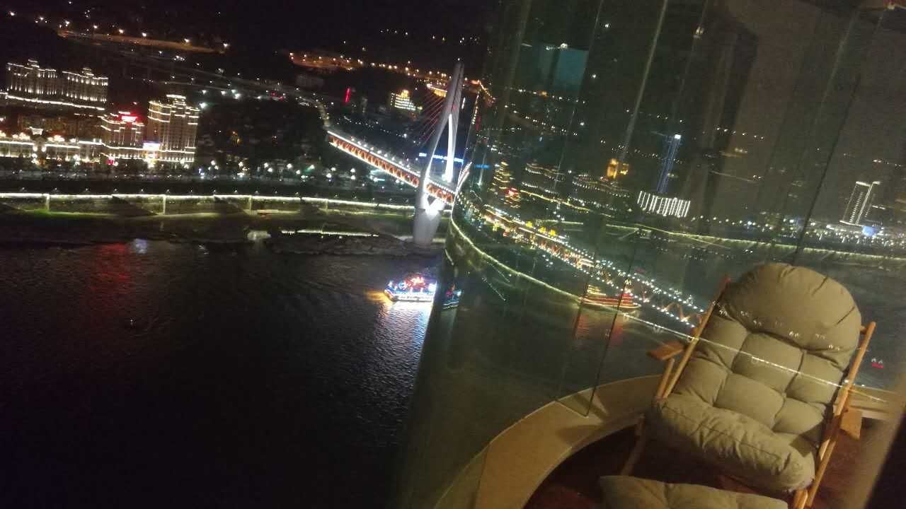 重庆朝天门景色两房普通公寓
