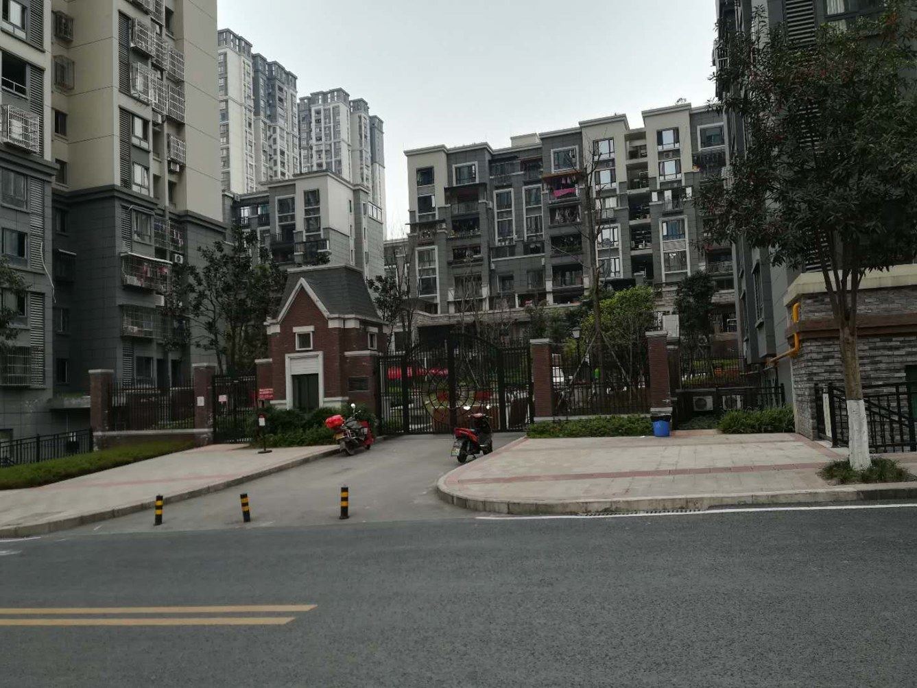 重庆真珍家公寓(桂馥大道与舟济路交叉口分店)