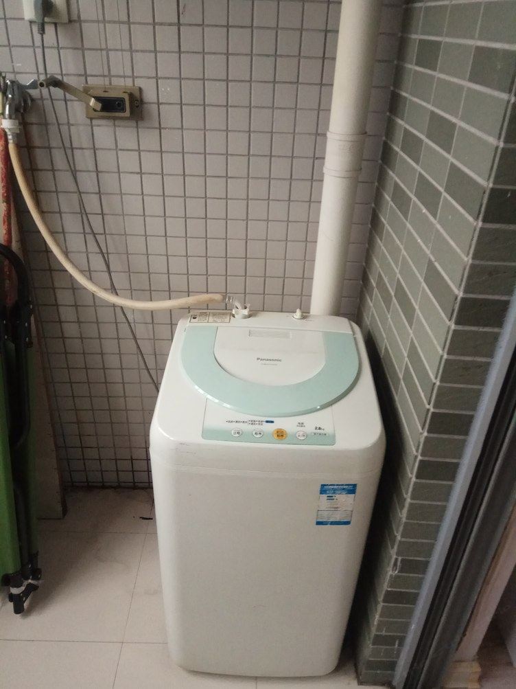现代简约一室二床房