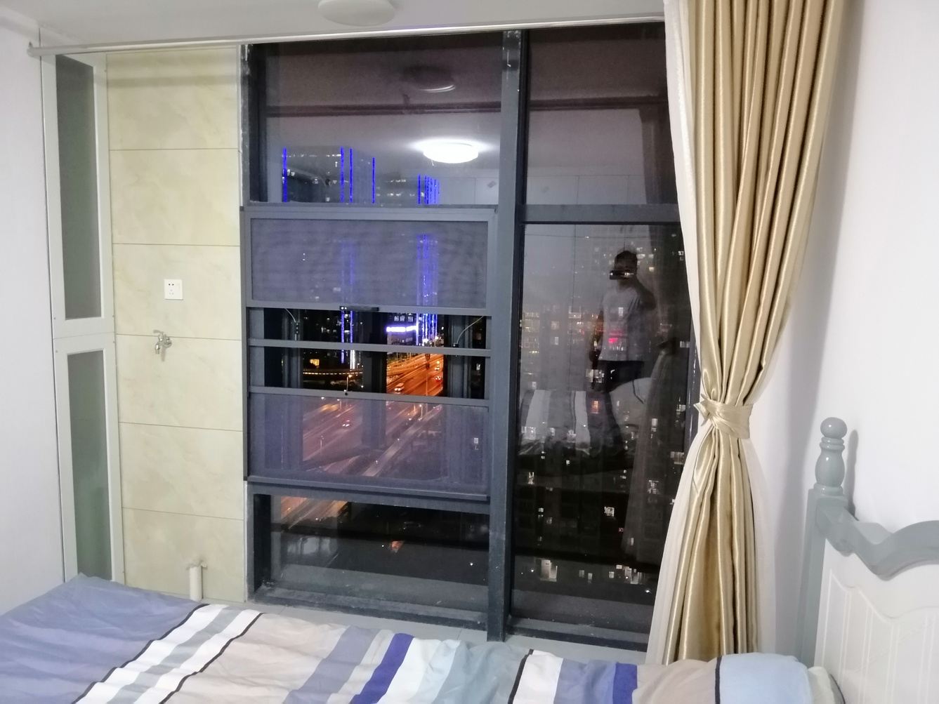 简约一室一厅套房