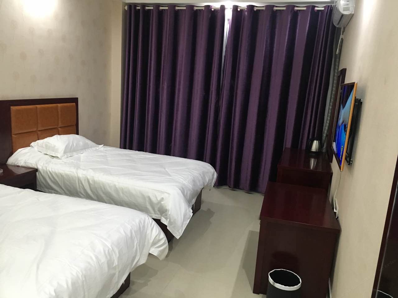 精品双床间