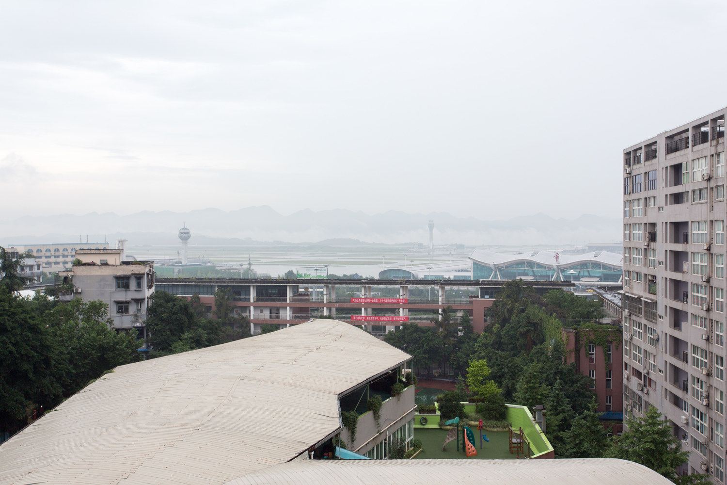 璐菲公寓