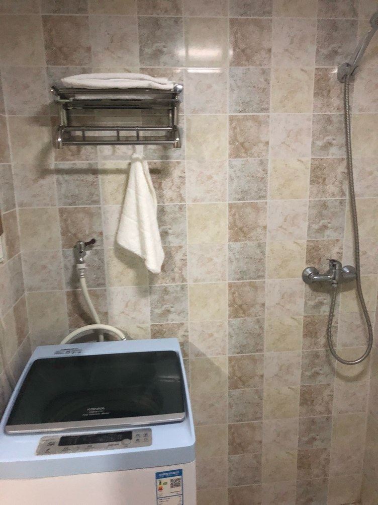 复式一室一厅套房