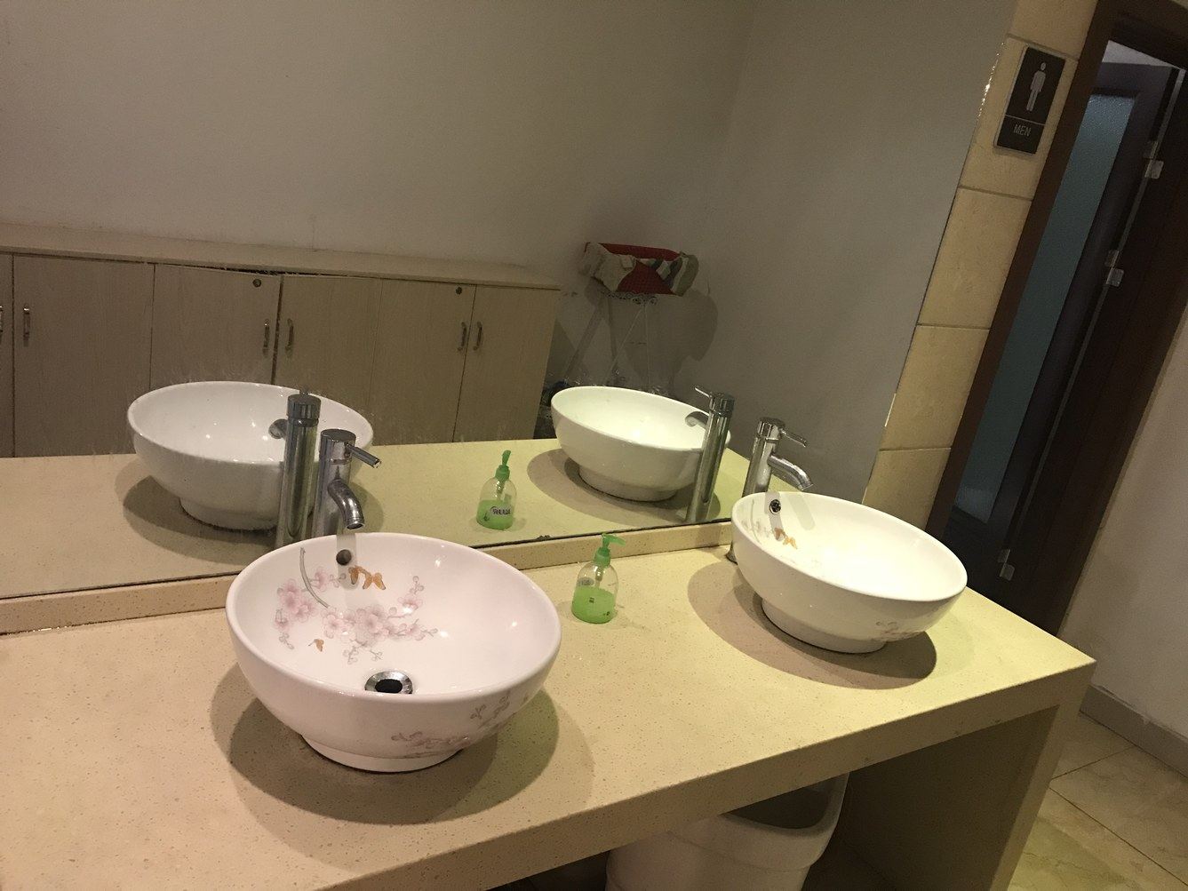舒适一室一厅套房