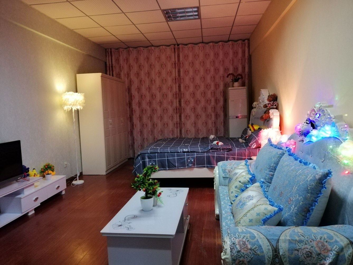 舒适精装一室大床房