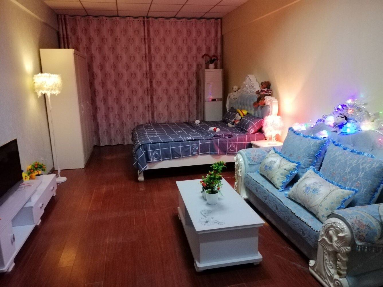舒适精装一室大床房