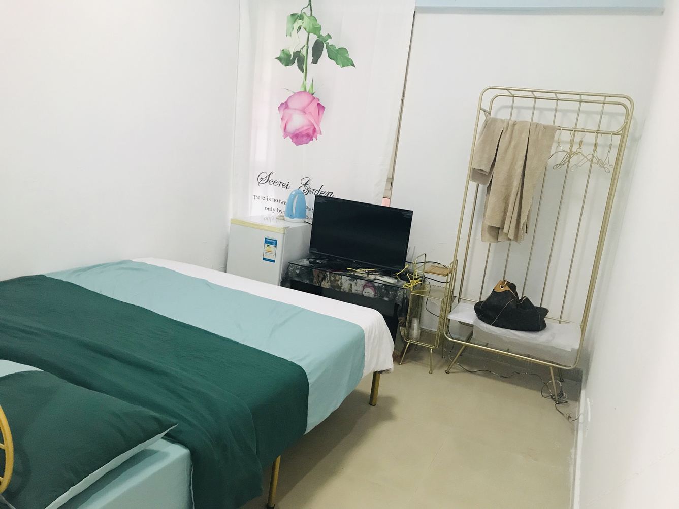 简约一室大床房