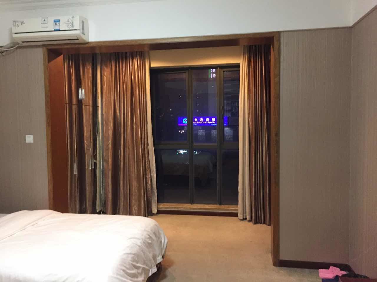 豪华双床房