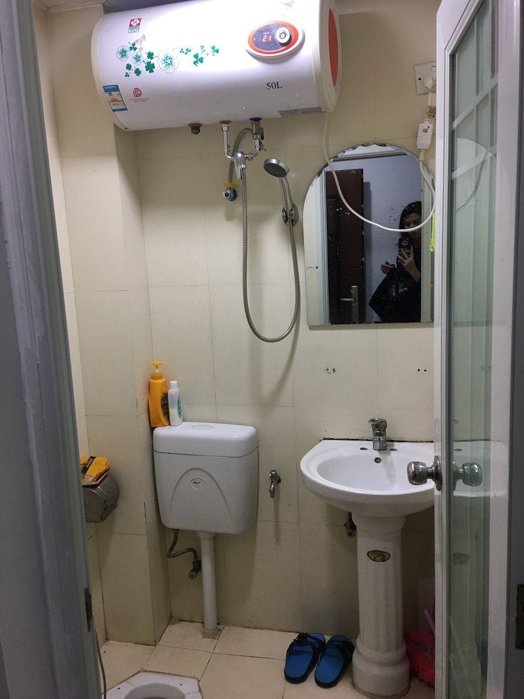 简约一室大床房