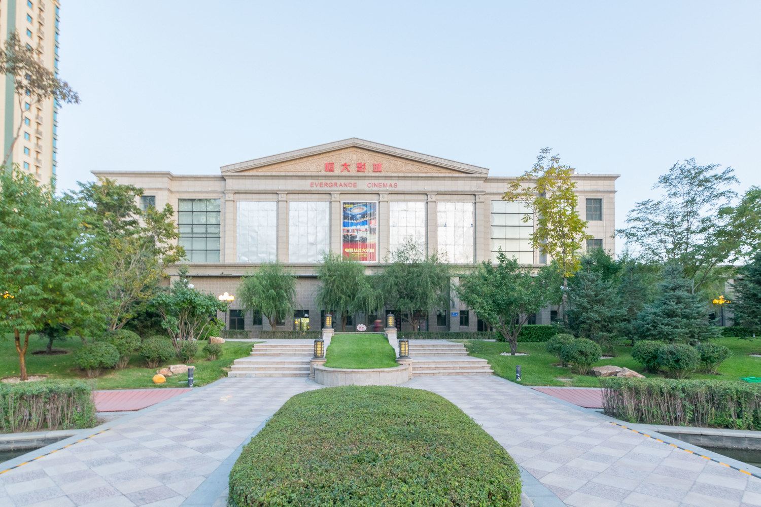 哈尔滨哈尔滨丹丹宜居豪华四居室酒店式公寓(滨北街店)