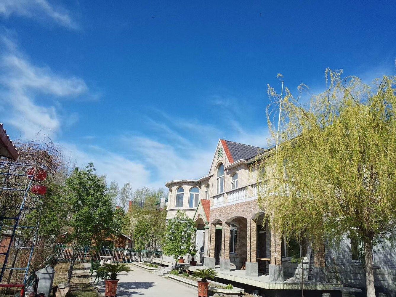 哈尔滨中央大街上的家旅驿站度假别墅(岭湖渡假村分店)