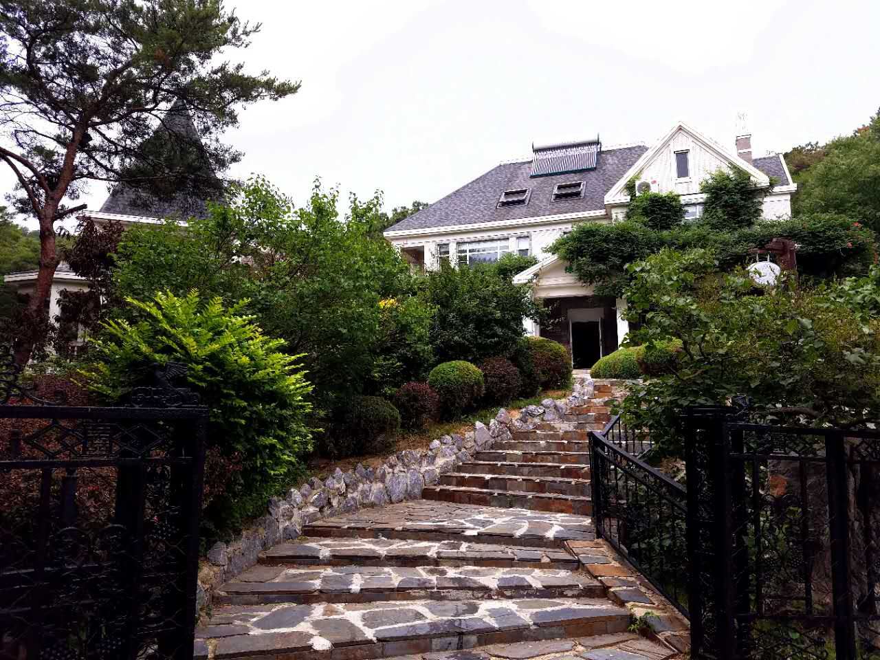 大连西郊绿谷山庄