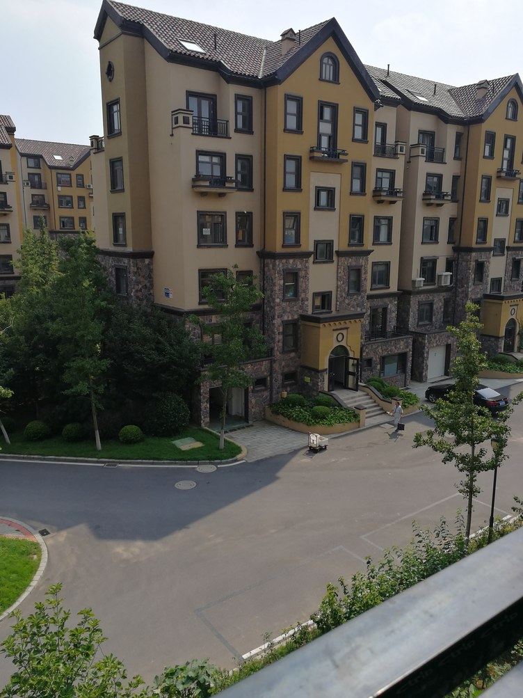 大连闲庭落花居普通公寓