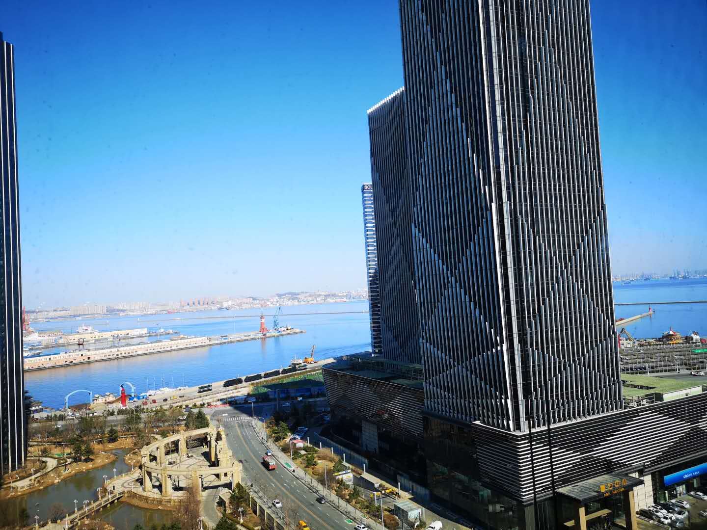 大连山日悦美海景公寓