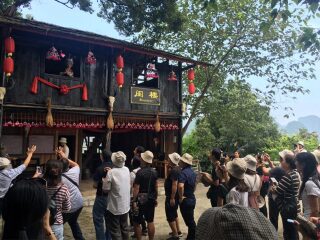 現(xiàn)在去湖南鳳凰古城旅游多少錢_湖南鳳凰古城旅游費(fèi)用_湖南鳳凰古城旅游費(fèi)用多少
