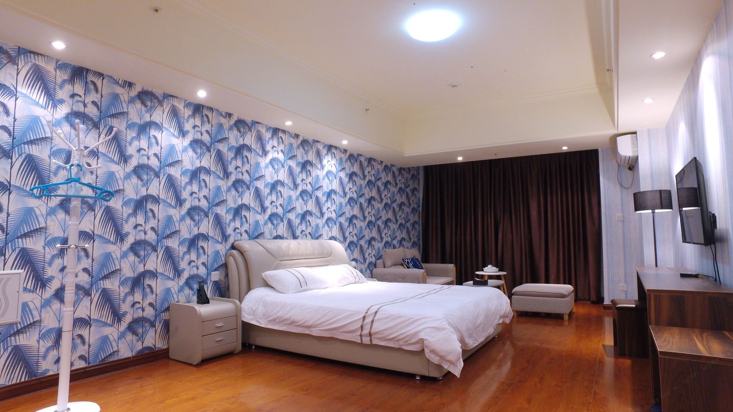 舒适公寓豪华大床房