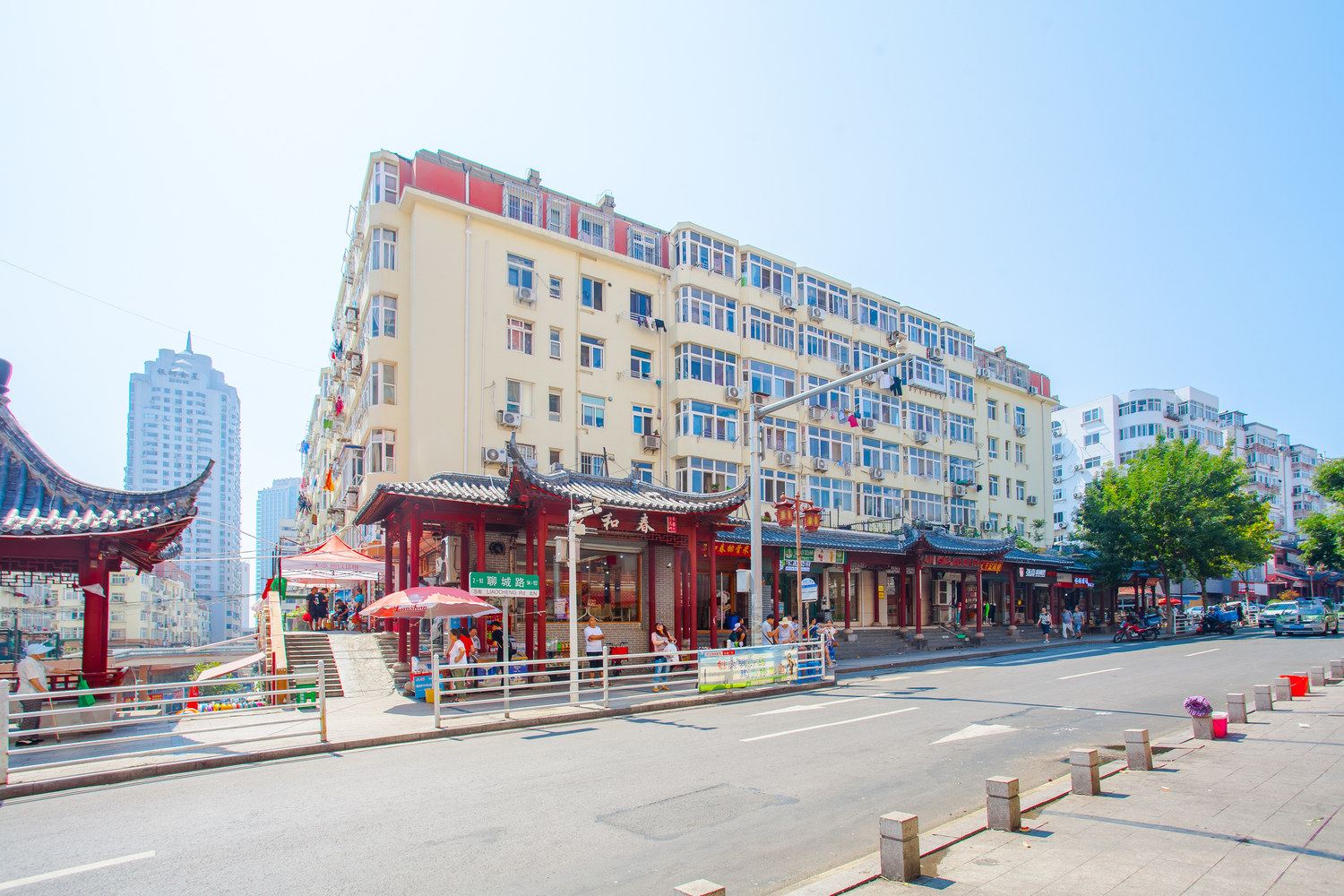 青岛劈柴院温馨安逸民宿&