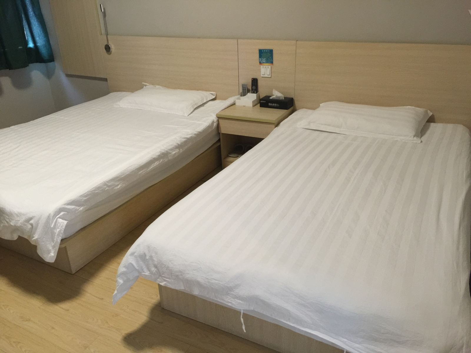 双人房